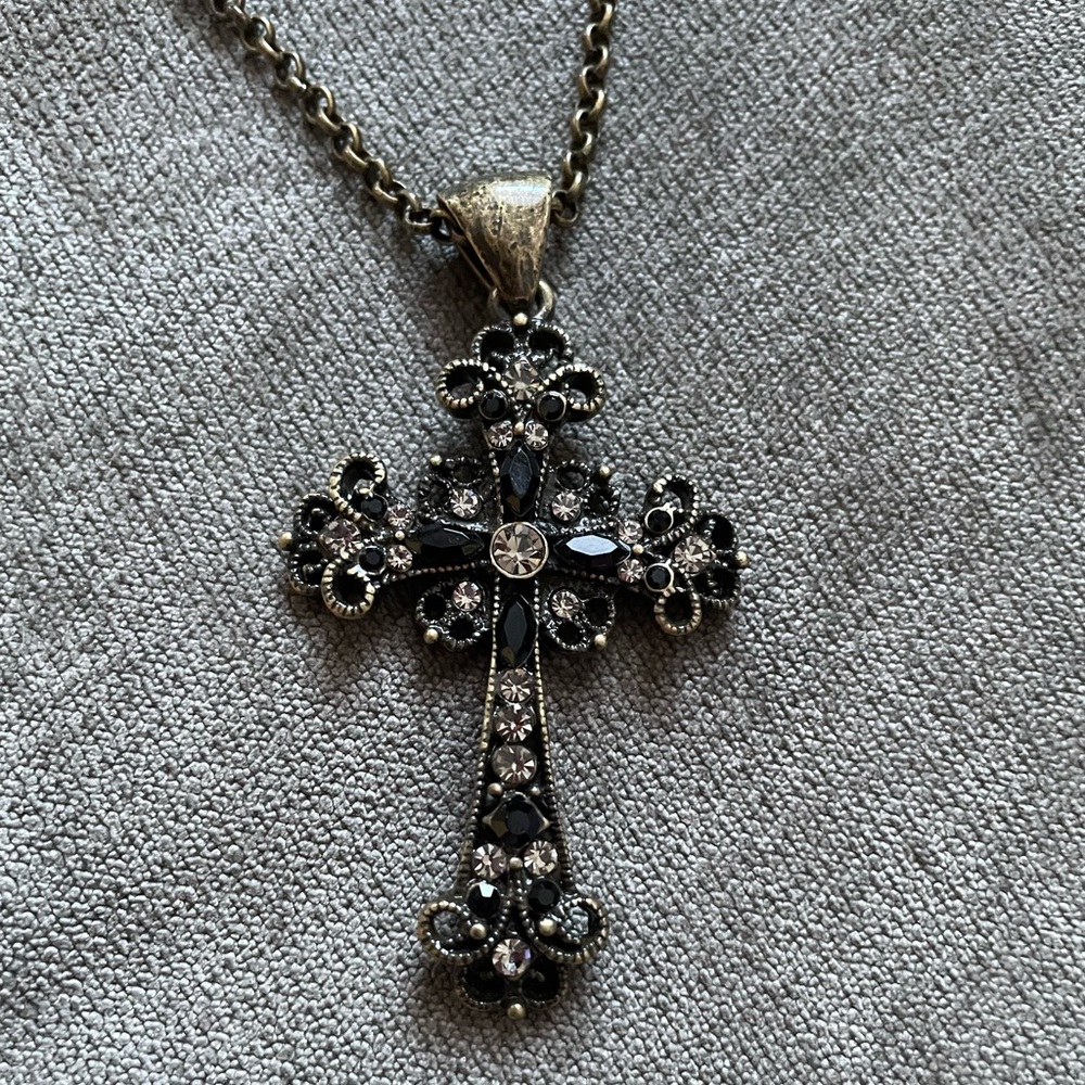 Lia Sophia necklace